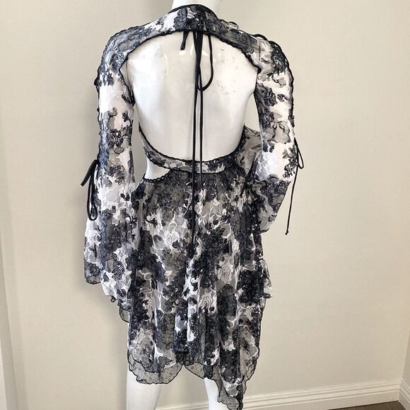 Dolls Kill Brand Current Mood Black & White Lace Long Sleeve Mini Dress w Cutout - Picture 4 of 6